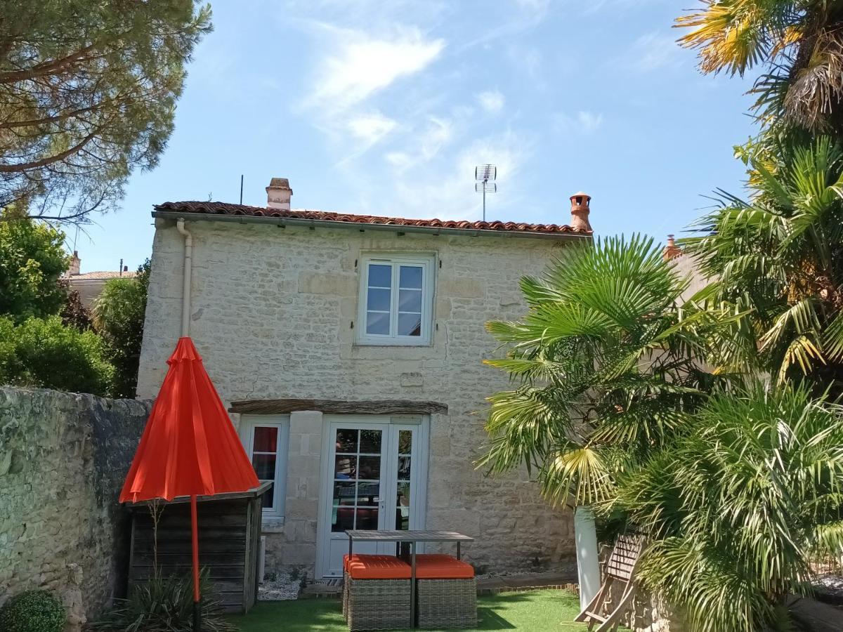 Appartamento Le Petit Bois Niort Esterno foto